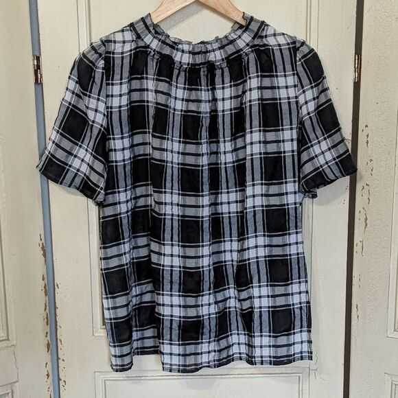 ANN Taylor Black/White Buffalo Check Top Size Medium - Picture 4 of 7